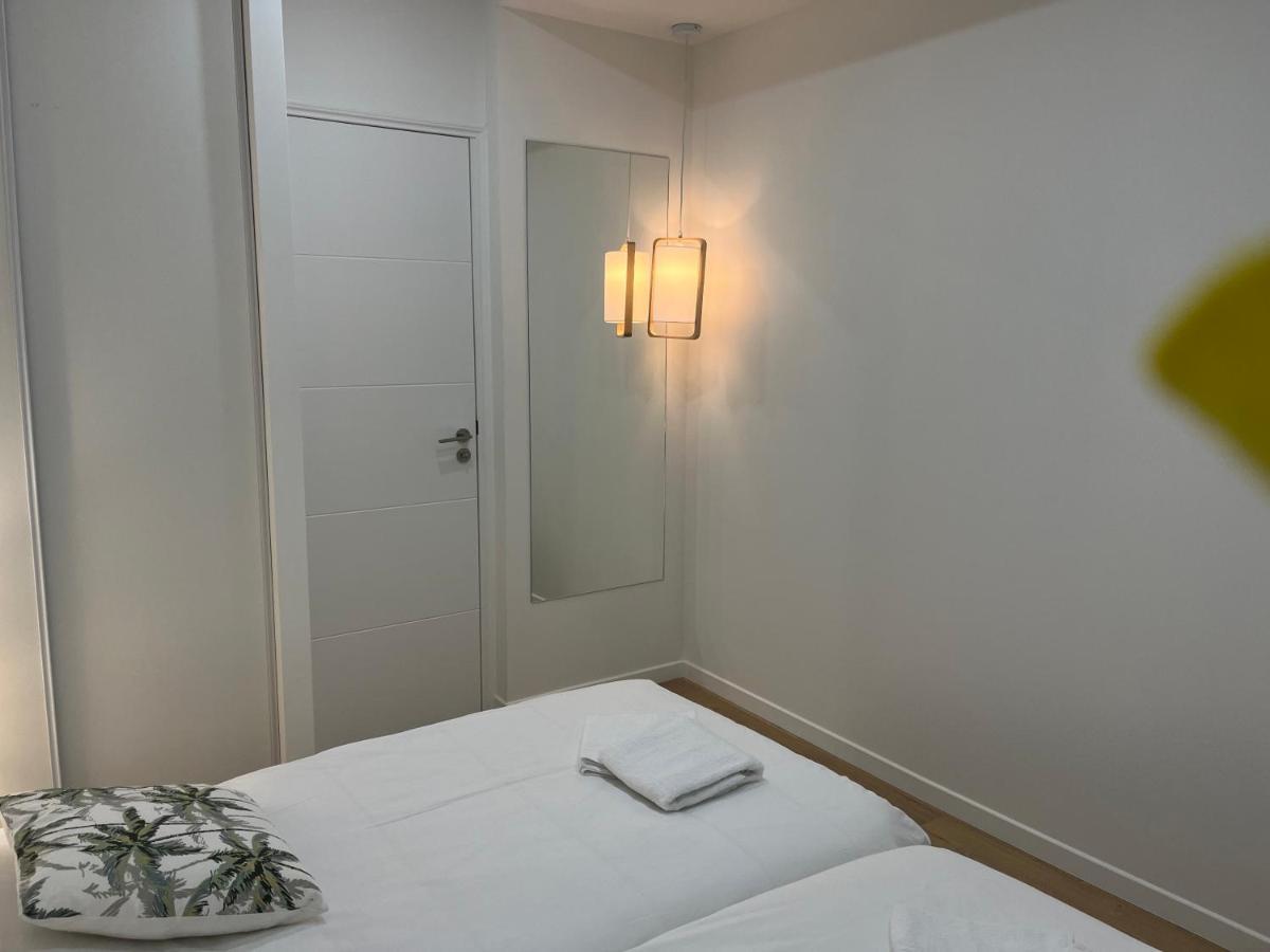 Appartement Luxe Jaune Saint-Etienne  Buitenkant foto