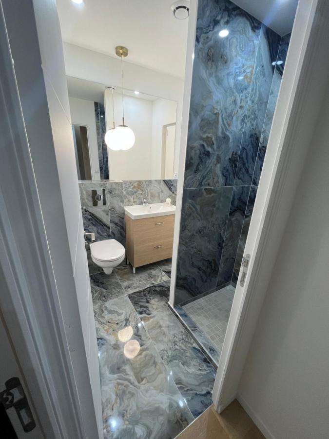 Appartement Luxe Jaune Saint-Etienne  Buitenkant foto