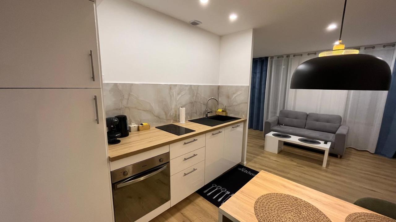 Appartement Luxe Jaune Saint-Etienne  Buitenkant foto