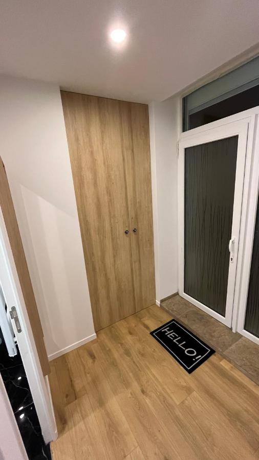 Appartement Luxe Jaune Saint-Etienne  Buitenkant foto