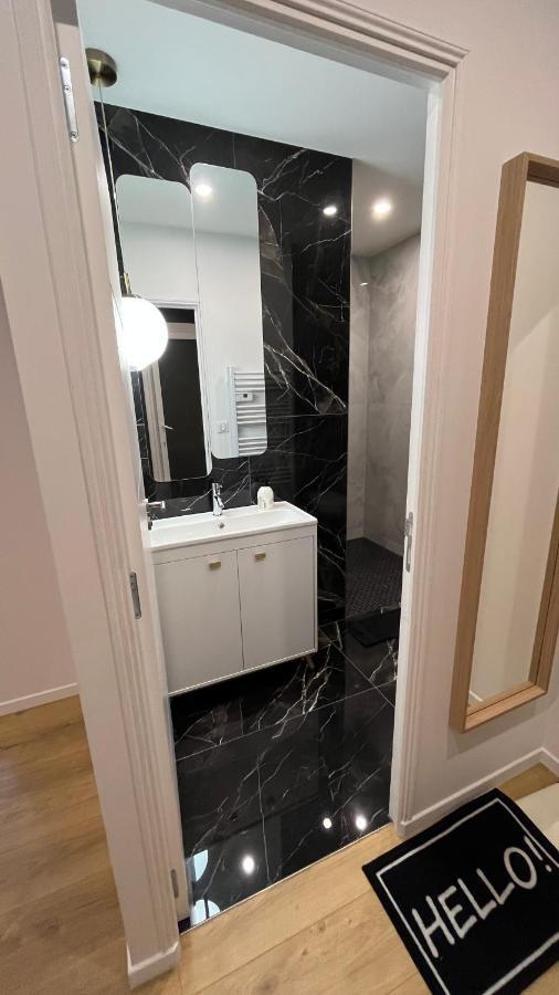 Appartement Luxe Jaune Saint-Etienne  Buitenkant foto