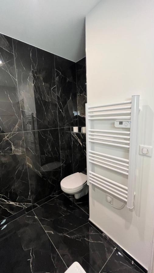 Appartement Luxe Jaune Saint-Etienne  Buitenkant foto